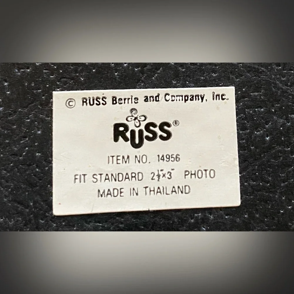 RUSS BERRIE & Co rose floral picture frame 3D ceramic vintage NEW size 4” X 5”